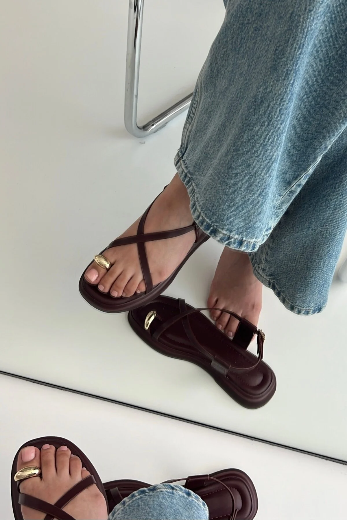 Dolly Yüzük Detaylı sandalet